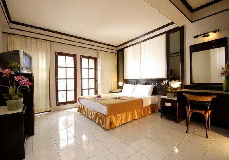 Patong Swiss Hotel Beach Front Phuket Eksteriør billede